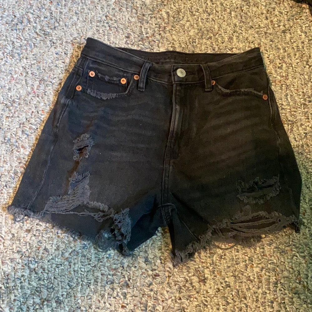 Black American eagle 90s boyfriend jean shorts